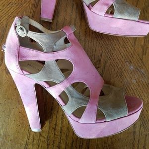 NIB - Enzo Pink and Tan strappy heels